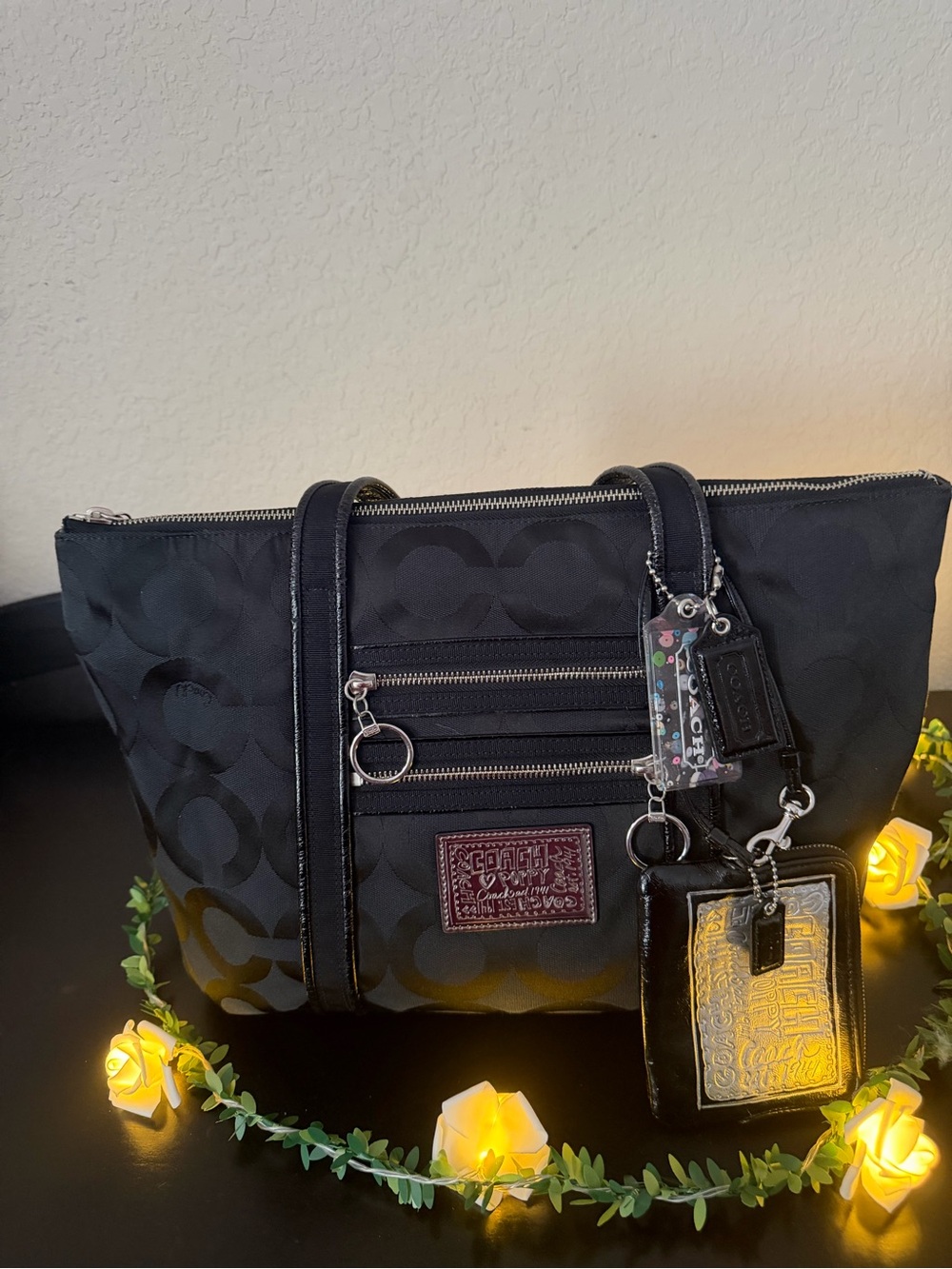 Coach Black Poppy Signature Jacquard Tote with iridescent & black Tag w/Wrislet